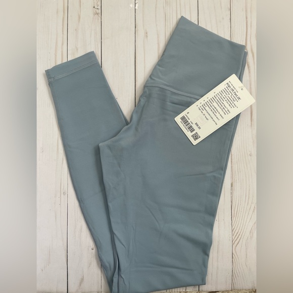 Lululemon leggings, chambray new with tags size 6